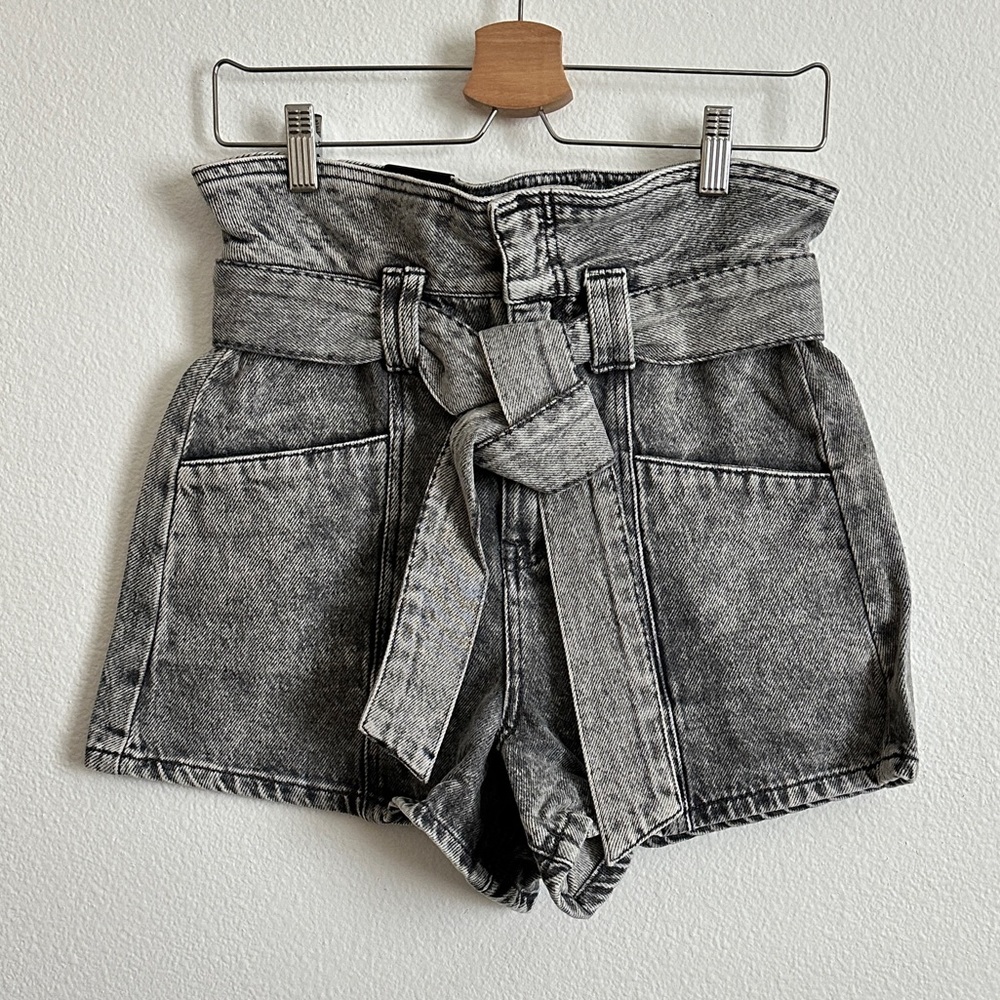 Blank NYC Black Stone Washed Paperbag Tie High-Waisted Denim Shorts Size 27